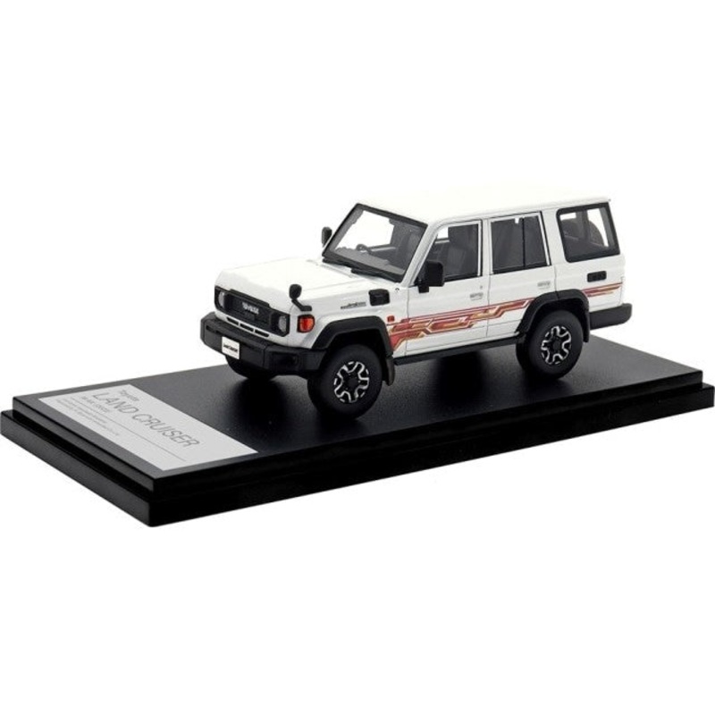 [ Back-order ] Hi-Story HS489WHS 1:43 Toyota LAND CRUISER 70 AX (2023) Super White II + Stripe Tape Resin