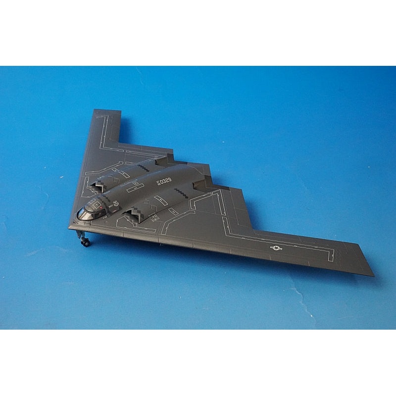 1:200 B-2A USAF Spirit of Missouri Whiteman Air Force Base 559492 Herpa