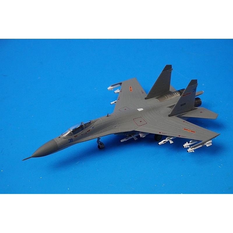 1:200 Sukhoi SU-27 Flanker China Air Force 2nd Div #16338 22038 Gulliver