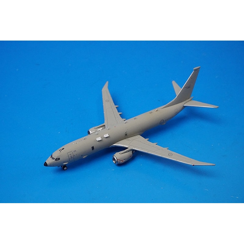 1:400 P-8A Poseidon Royal Australian Air Force #A47-003 GMRAA106 Gemini
