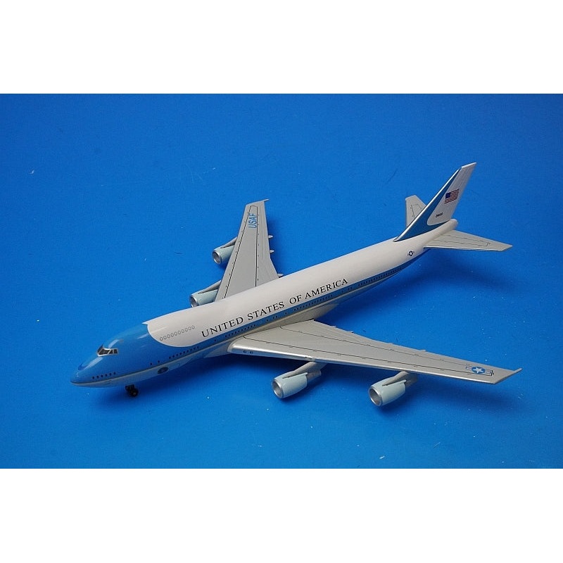 1:400 VC-25A(B747-200) Air Force One #28000 55544 Dragon