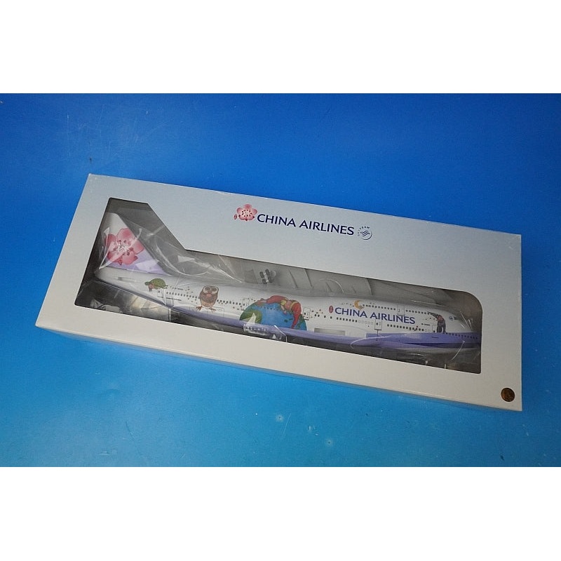 1:200 B747-400 China Hug Jet B-18203 CAL2011-0005PR EVER RISE airplane model