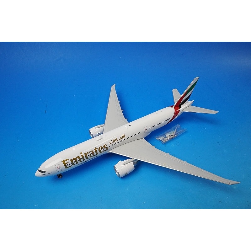 1:200 B777-200LR Emirates A6-EWA G2UAE412 Gemini airplane model