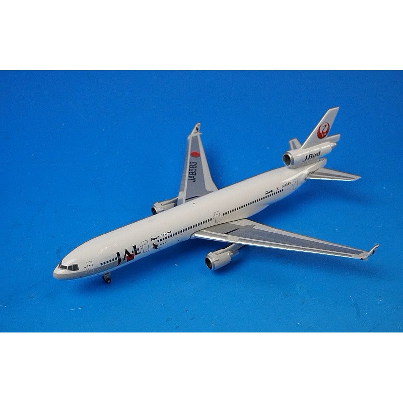 1:400 MD-11 JAL J-Bird Golden Eagle JA8583 10074 Phoenix airplane model