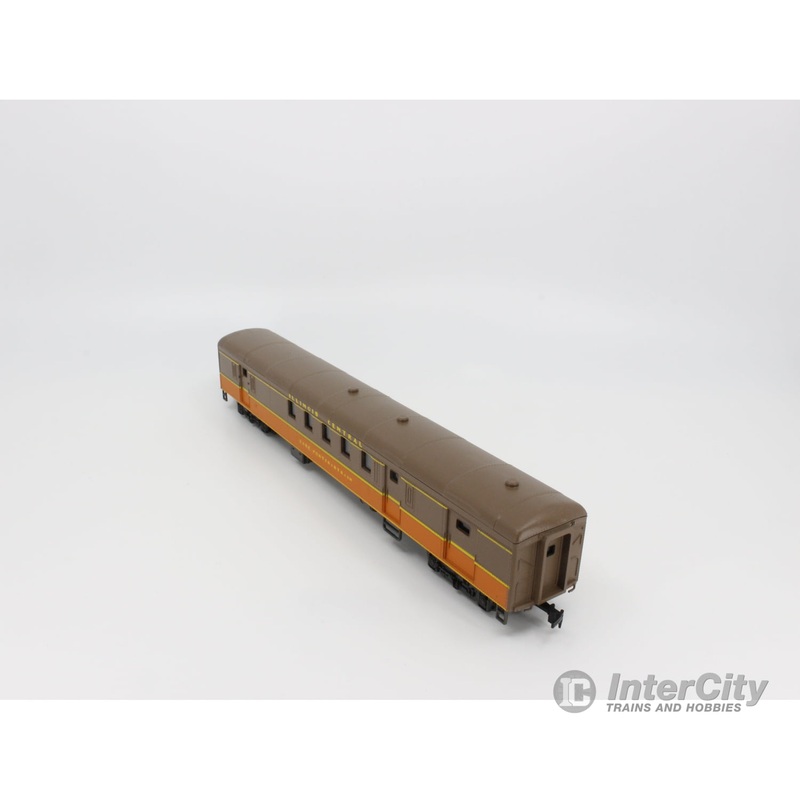 AHM Minitrains 6403 HO 1930 R.P.O. Passenger Car 72 Ft. Illinois Central (IC) (1)