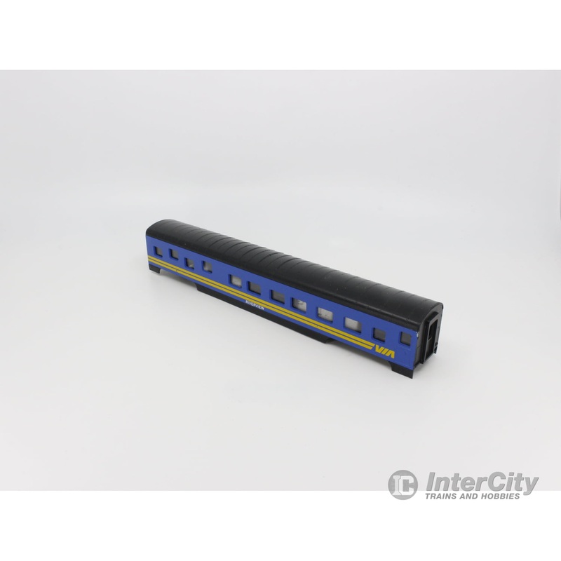 Con Cor 0001-000992 HO 72' Passenger Car Pullman Sleeper Kit Via Rail (VIA)