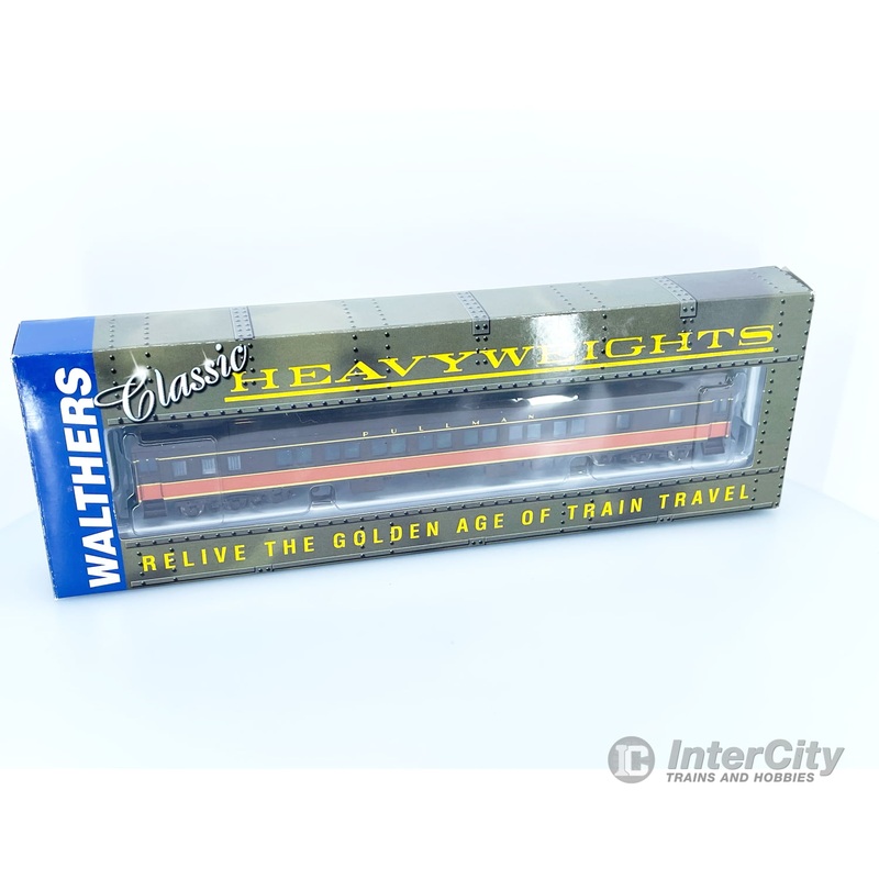 Walthers 932-10216 HO Pullman Heavyweight 14 Section Passenger Car Illinois Central (IC) (2)
