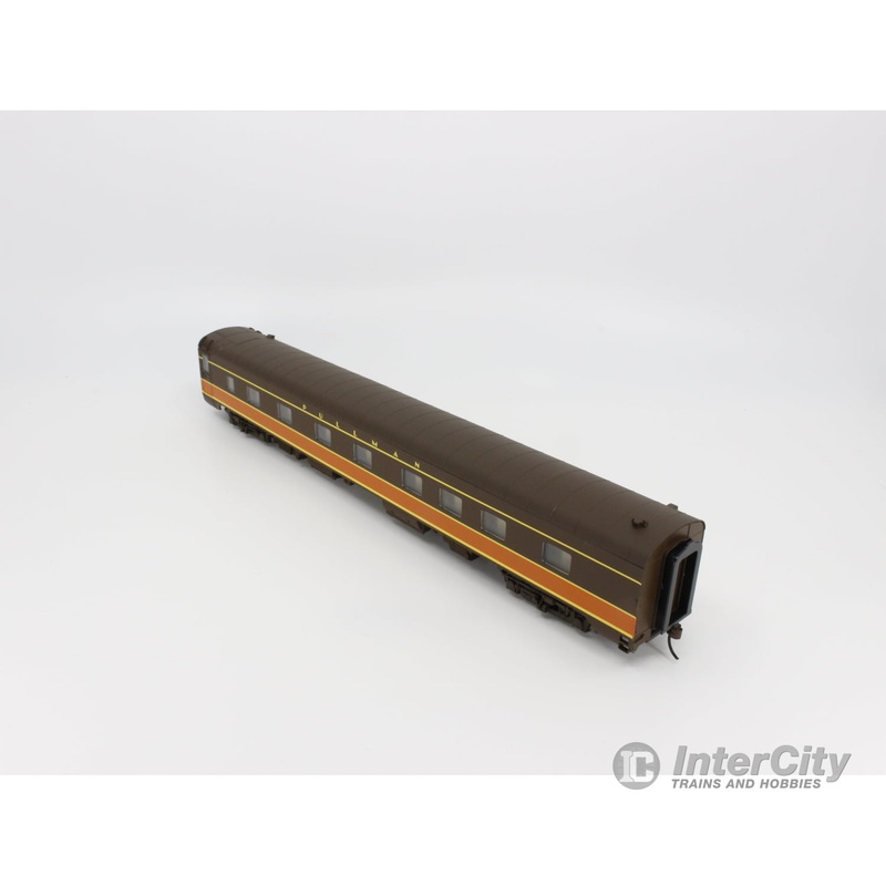 Walthers 932-16702 HO Pullman-Standard 4-4-2 Sleeper Passenger Car Illinois Central (IC)