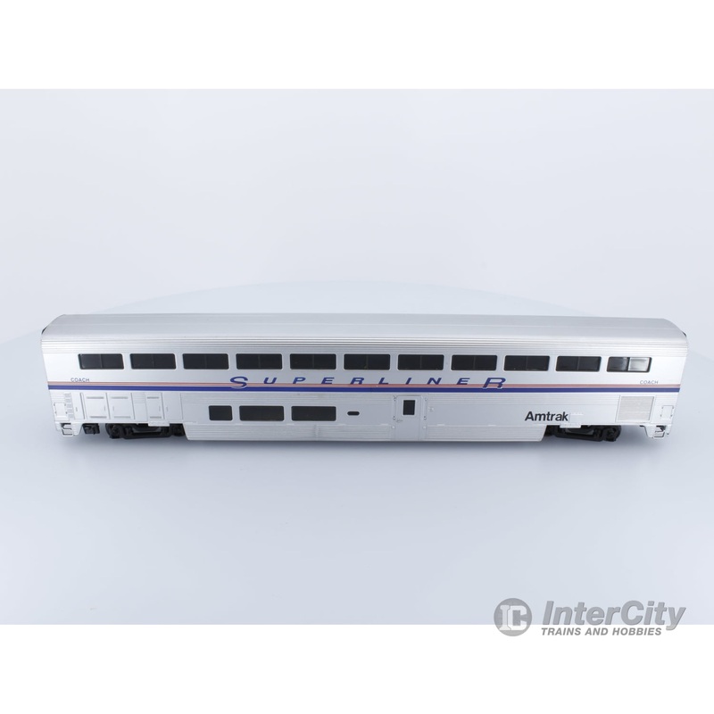 Walthers HO 932-6131 Amtrak Superliner 2 Dining Car