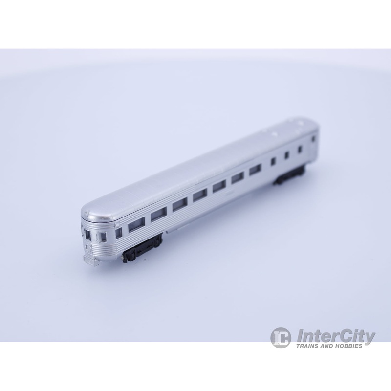 Model Power 3040 N Observation Passenger Car Undecorated