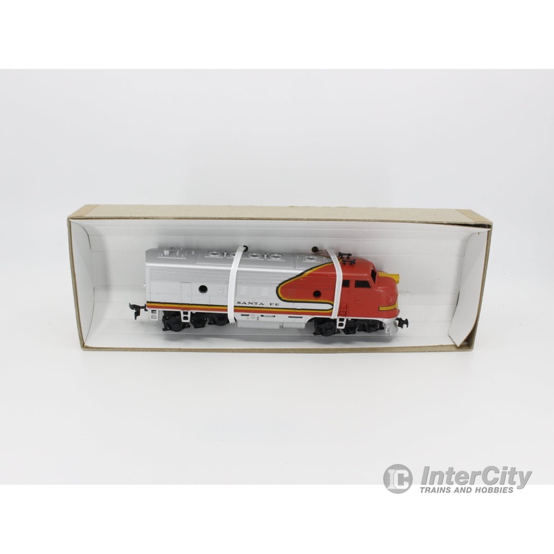 Athearn 3002 HO F7B Dummy RTR Locomotive Santa Fe (SF) Analog DC