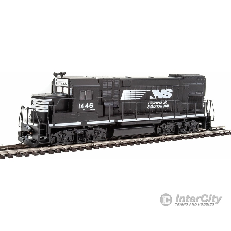 Walthers Trainline 2504 EMD GP15-1 - Standard DC -- Norfolk Southern (black, white)
