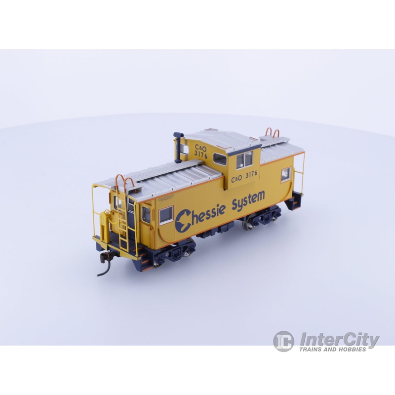 Athearn 75208 HO Wide Vision Caboose Chesapeake and Ohio (CO) 3176